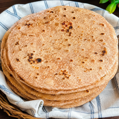 লাল আটার রুটি